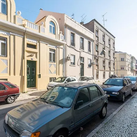 Guestready - 1br Flat Near Parque Das Nacoes リスボン